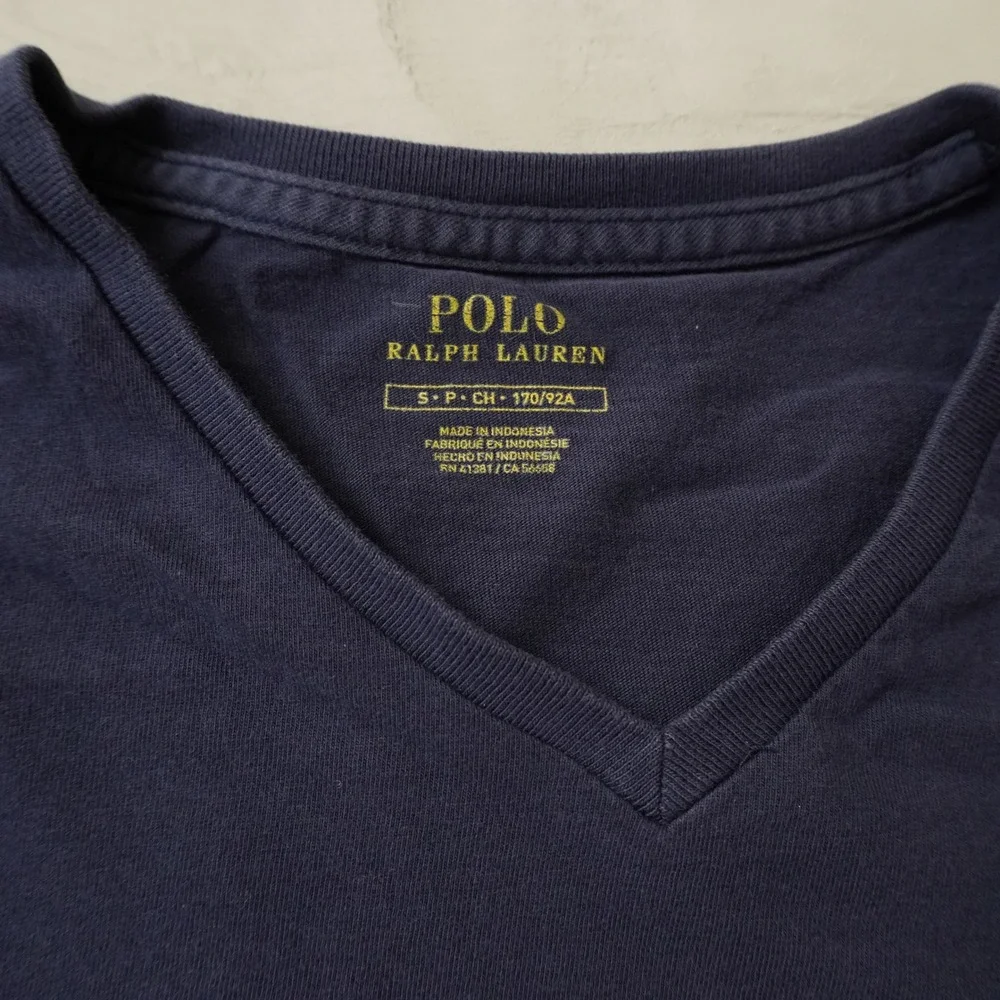 Polo Ralph Lauren T-Shirt Small Mens Navy Blue V-Neck Red Pony Logo Short Sleeve